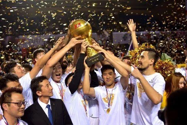 乔尔杰维奇解释周琦等人落选：伤病和其他原因